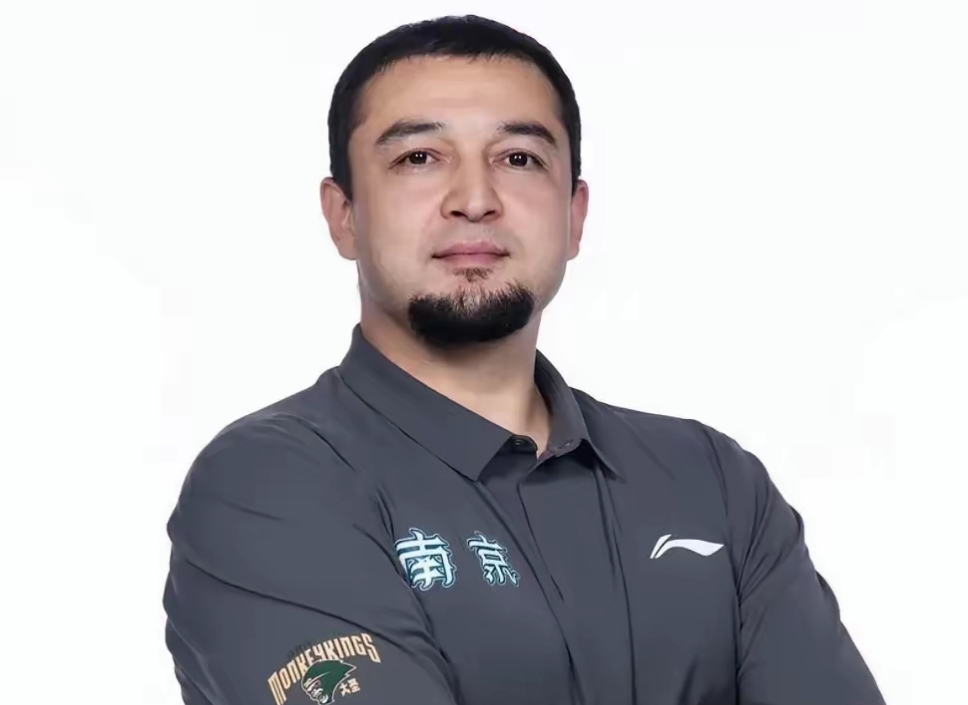 关于德国主帅宣布辞职，球队未来充满变数的信息