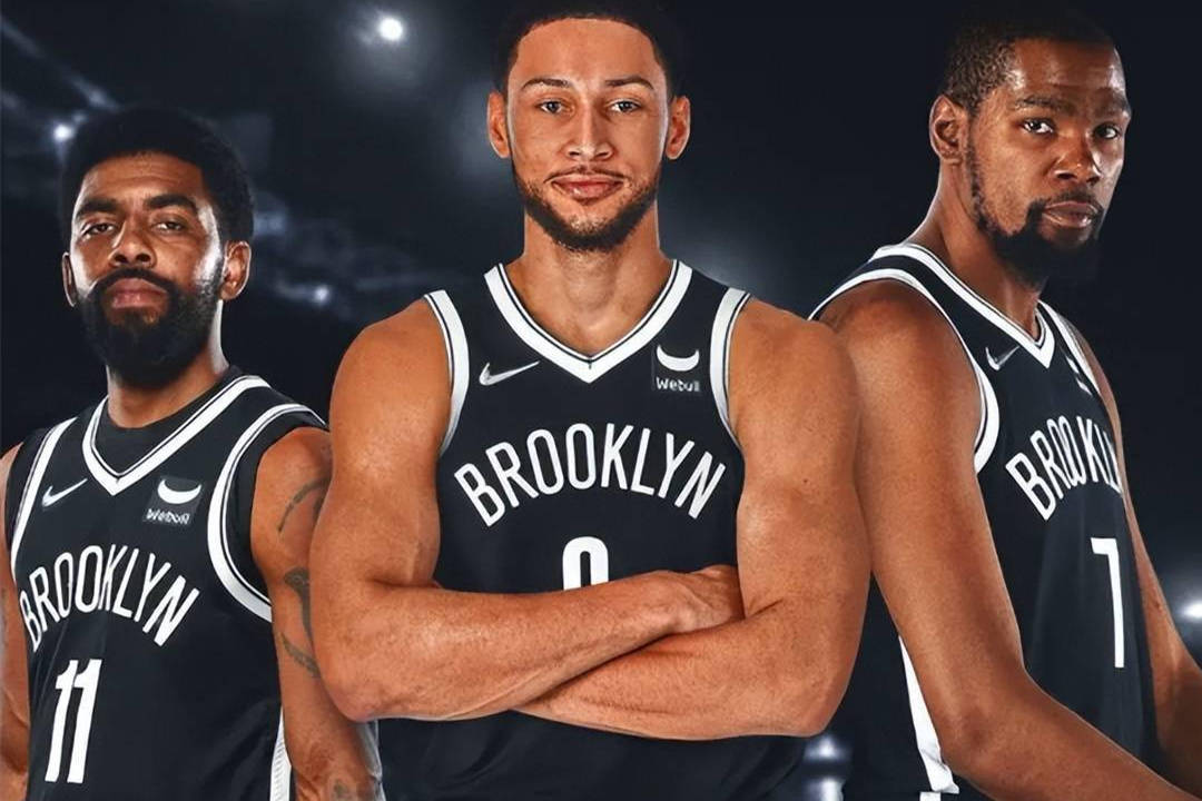 西蒙斯险胜老鹰，官方宣布新规关键表现点燃全场！