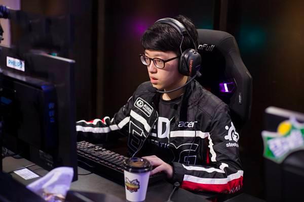 关于Rookie巅峰对决，Scout与70激战快船分钟，势不可挡胜负难料！的信息